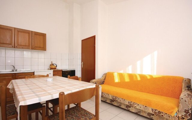 Awesome Home in Sibenik With Wifi and 3 Bedrooms