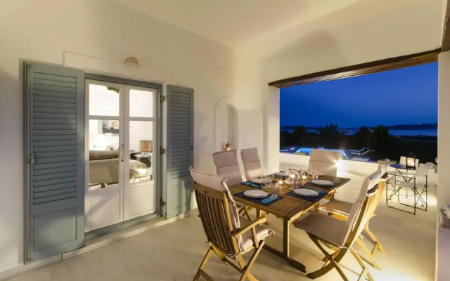 Villa Daria Close to Faragas Beach