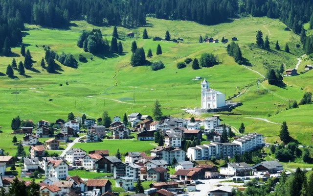 Penthouse Tgesa Tgampi T33