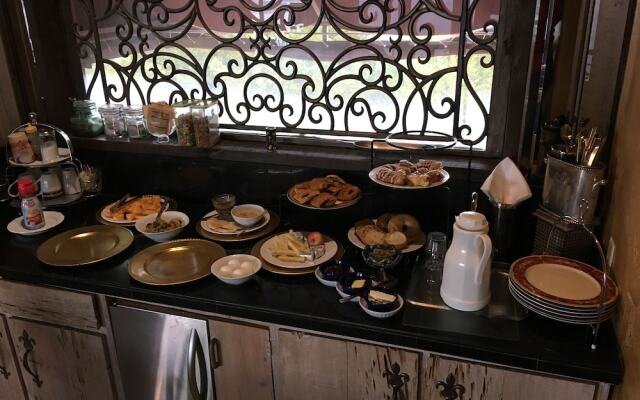 La Villa Vista Bed & Breakfast