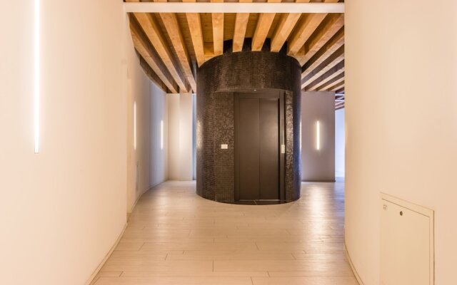 Mazzoni 10 Modern Flat