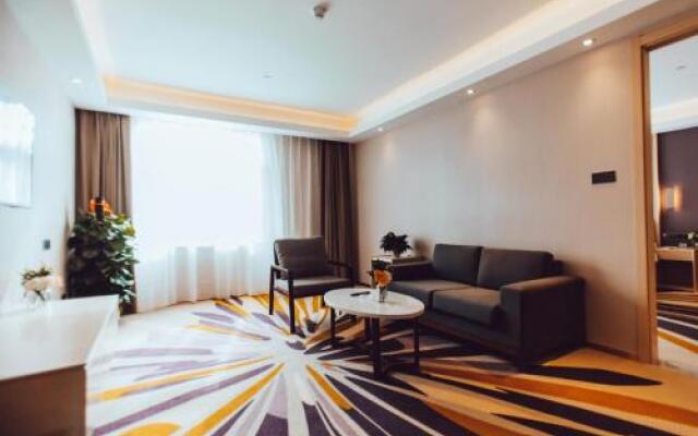 Lavande Hotels Suzhou North High-speed Railway Station
