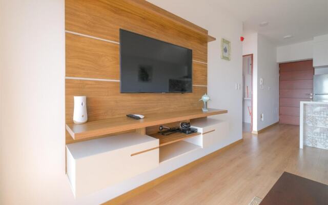 Modern 1 BR Barranco Apartment High Floor