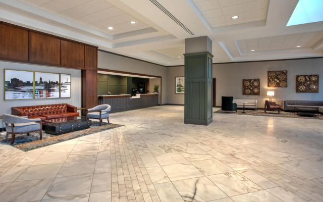 DoubleTree by Hilton Lansing