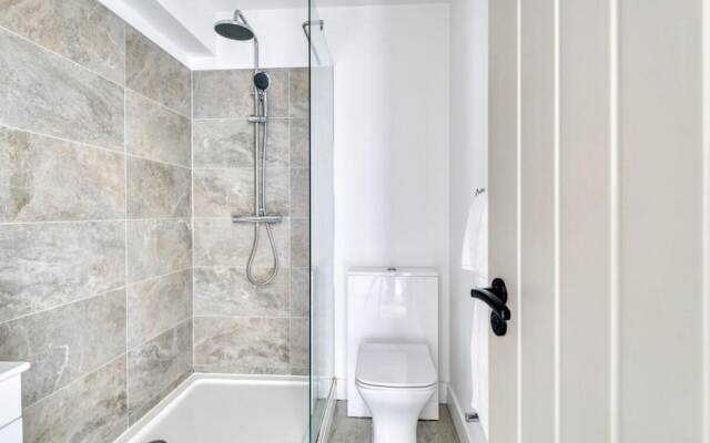City Flat in Hull-silvester Street-free Parking