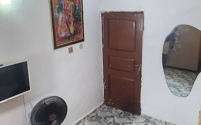 Luxurious 3-bedroom Apartment in Lagos With Pool Access