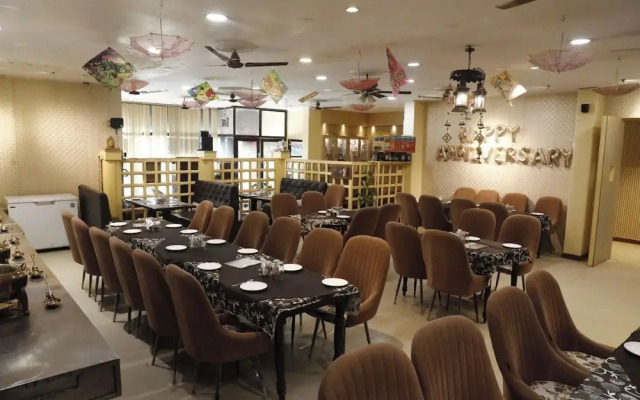 Hotel Om Complex