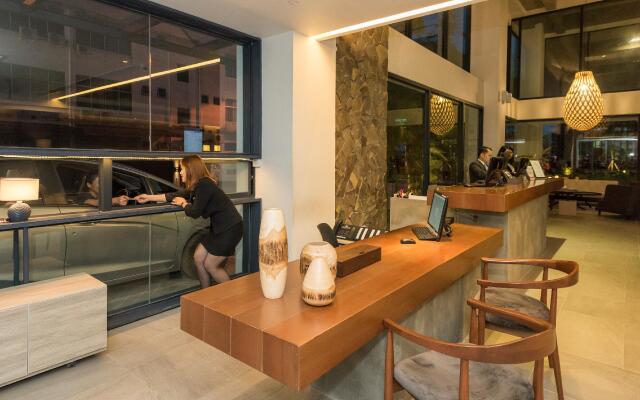 Jinhold Hotel & Serviced Apartment
