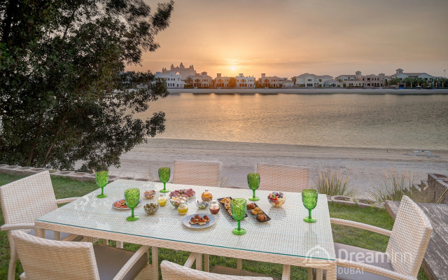 Dream Inn Dubai - Palm Villa Frond P