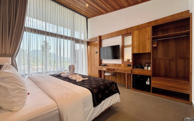 Anandinii Resort Sidemen by AGATA