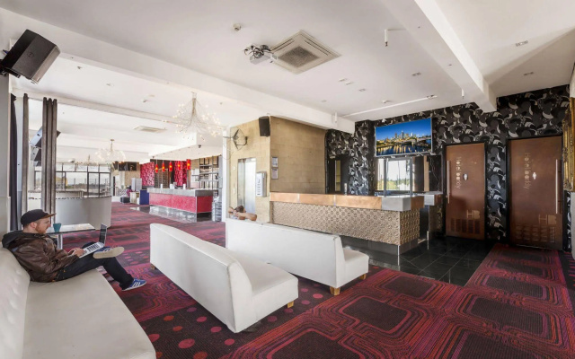 Summer House Backpackers Melbourne