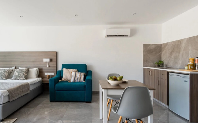 Rio Gardens - Generous Studio w Shared Pool
