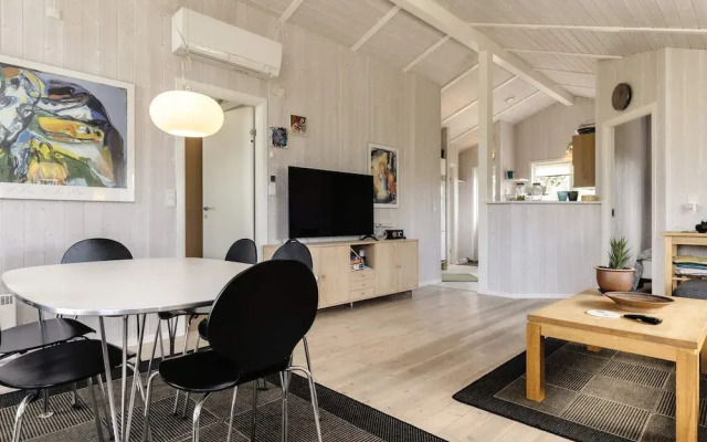 6 Person Holiday Home in Hadsund-by Traum