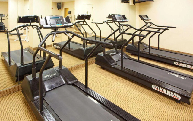 Holiday Inn Chantilly-Dulles Expo Center by IHG