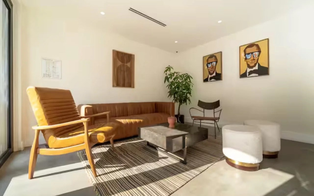 The Lum Hotel Los Angeles Stadium District