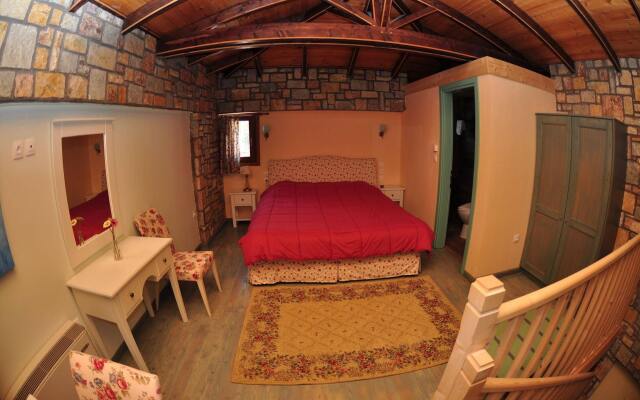 Oreiades Suites
