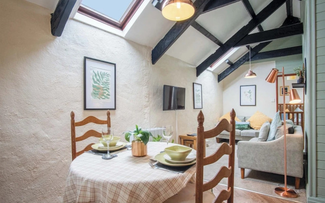 The Loft - 1 Bedroom Apartment