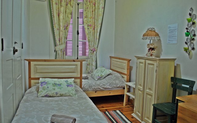 Eolya Guest House
