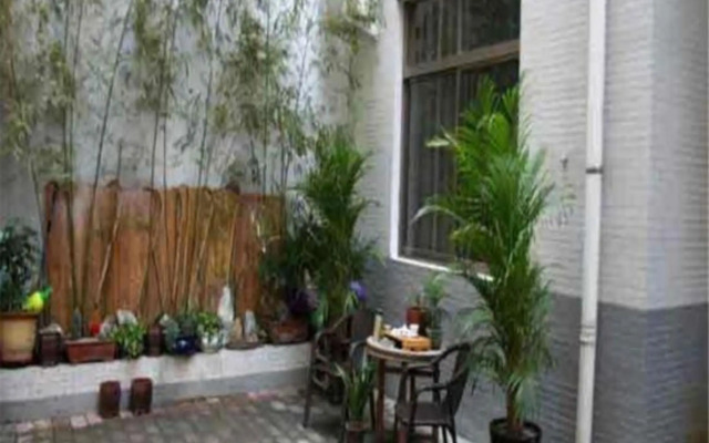 Hua Shan Xiang Yuan Hostel
