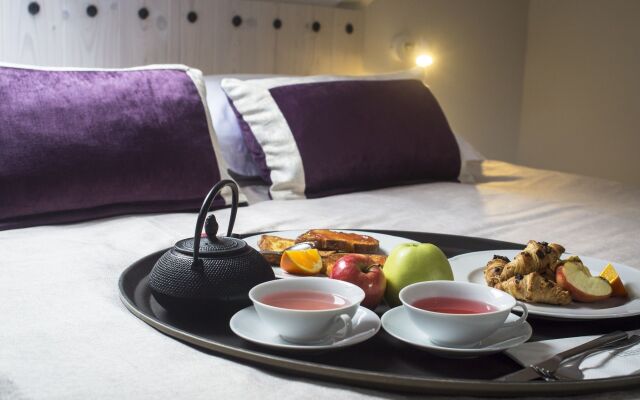 Apartments & Rooms Lejletul