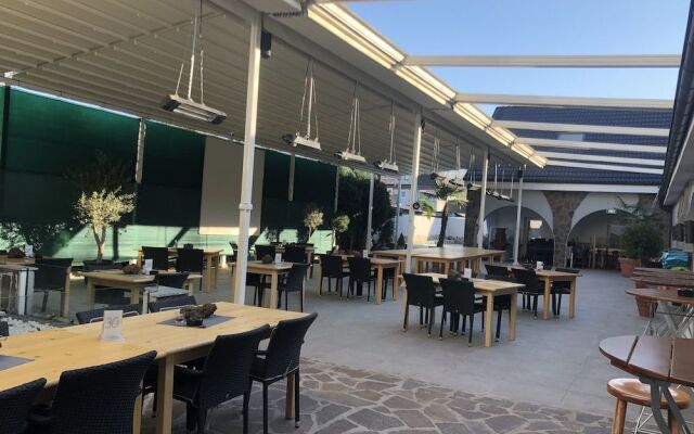 Hotel & Restaurant Fousek