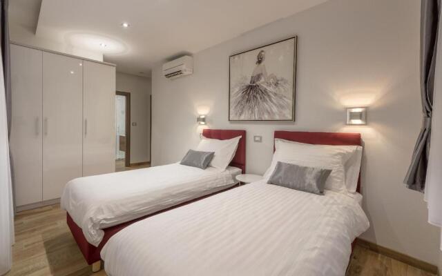 Viras Luxury Holiday