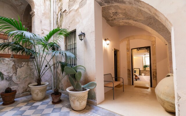 Casa Emera Splendid Suite in Ortigia