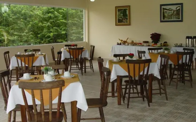 Dom Gambini Parque Hotel