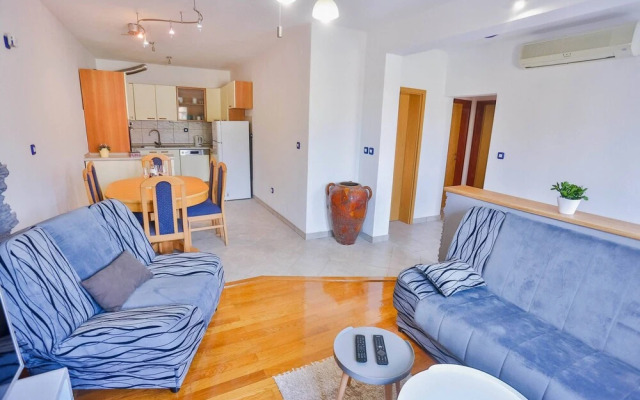 Apartments Lenka