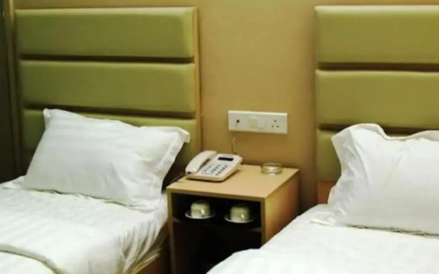 Ocean 77 Hotel