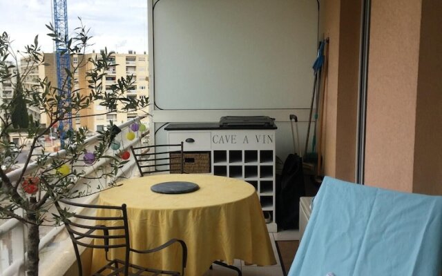 Apartment With One Bedroom In Aix En Provence, With Wonderful City View, Furnished Terrace And Wifi 25 Km From The Beach