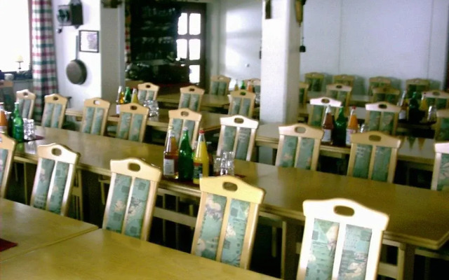 Schweizer Hotel An Der Glatt