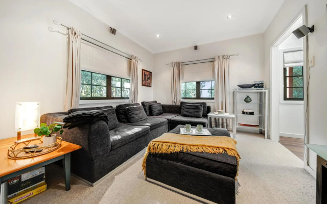 Whispering Pines Cottages