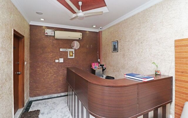 OYO 29008 Mannat Residency Hotel