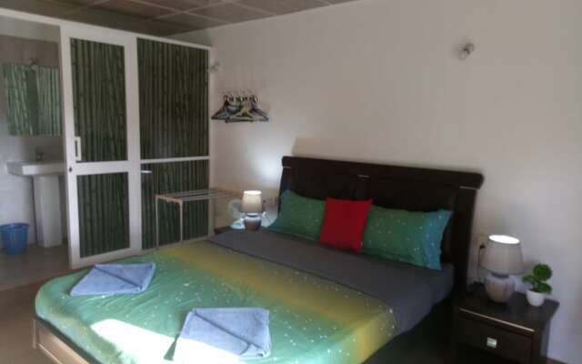 This Is It Airport Hotel and Restaurant