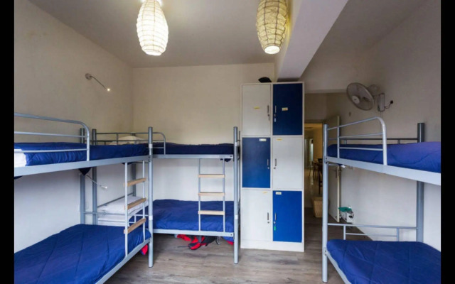 Joey's Hostel