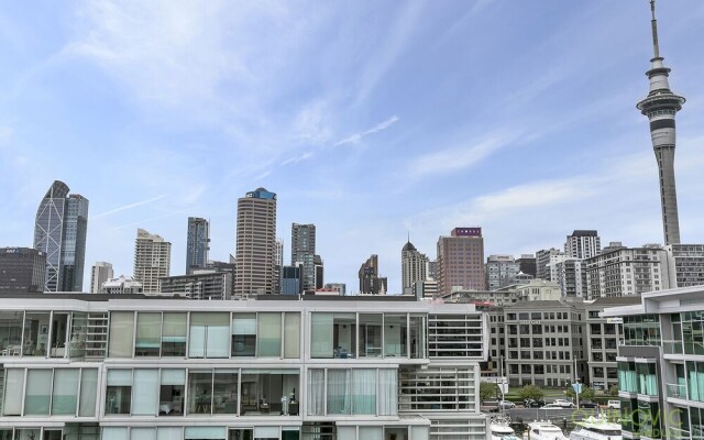 QV Stylish Viaduct with Carpark (886)