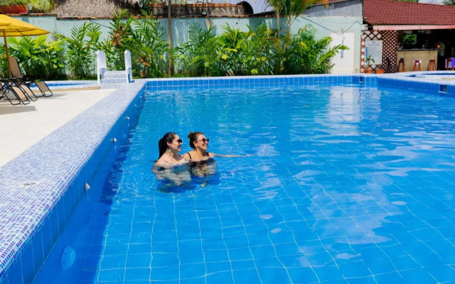 Laguna Azul Albergue Turístico