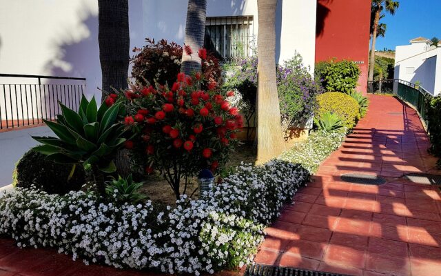 Las Brisas 33