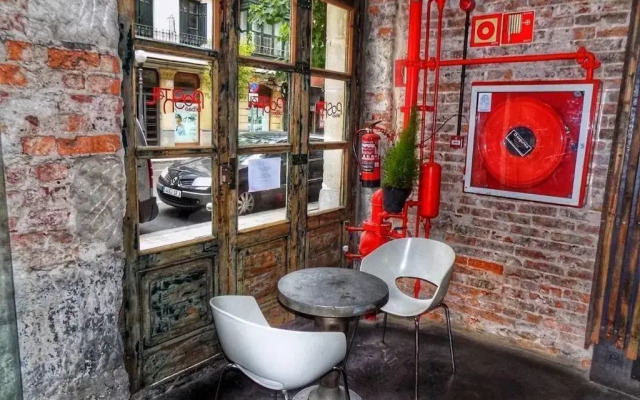 Poshtel Bilbao Premium Hostel