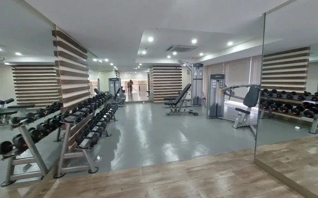 Makati Bliss Apartment - Cozy Urban Retreat