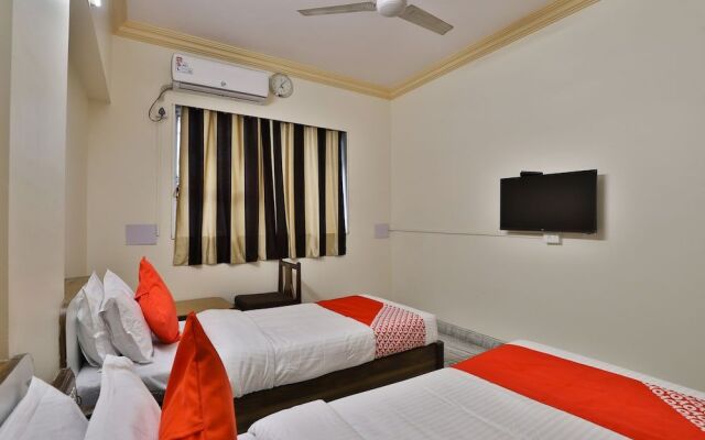 Oyo 30296 Hotel Sha-Inn