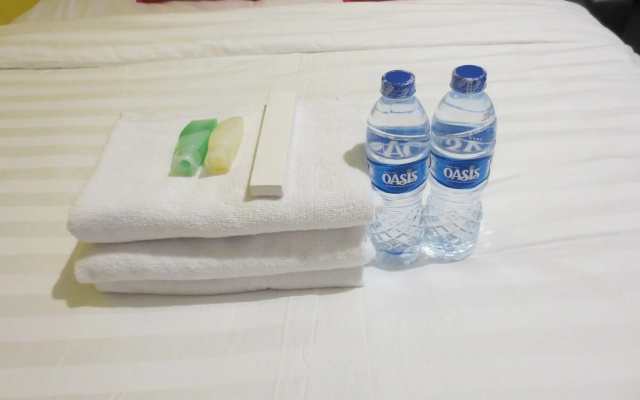 OYO 111 Grand Palace Resident – Guest Rooms – Jakarta