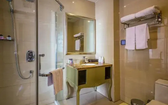 Lima Business Hostel