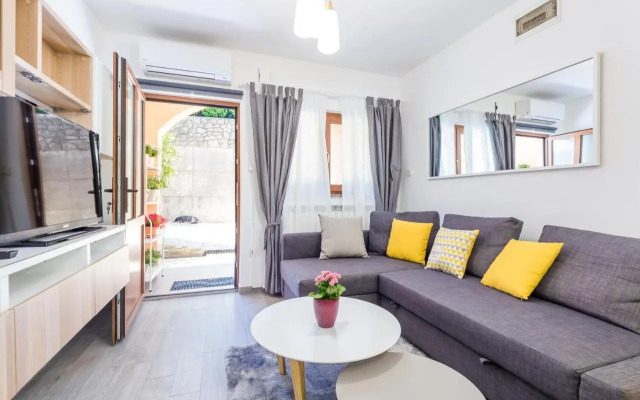 Cozy and modern 4