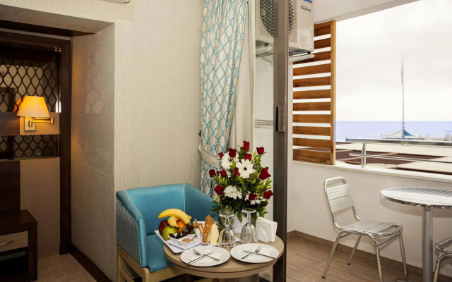 Adin Beach Hotel