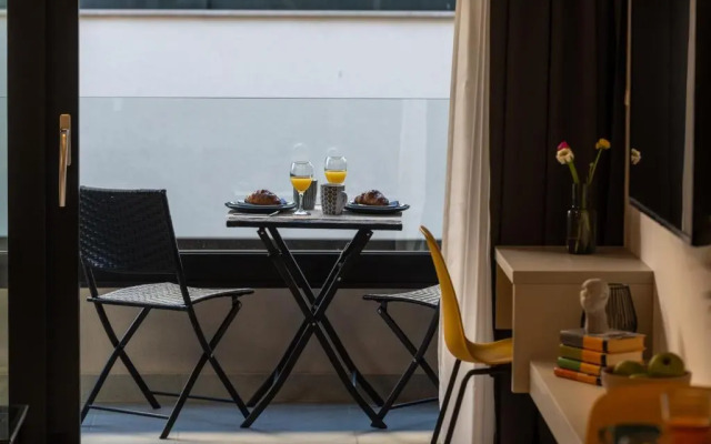 M&P- Lovely 1-bedroom condo with free parking