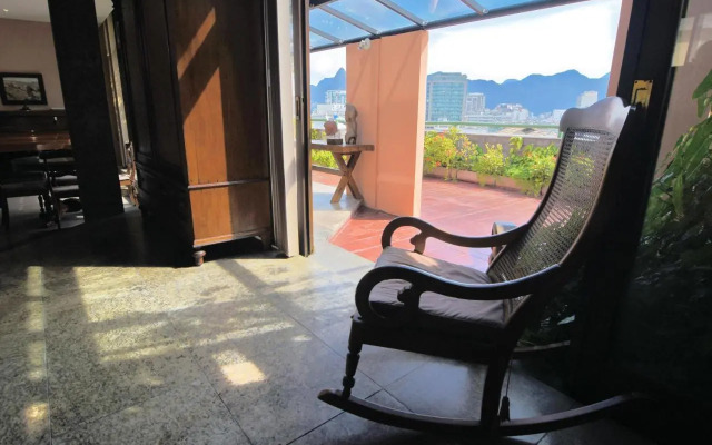 Ipanema's Beautiful Penthouse