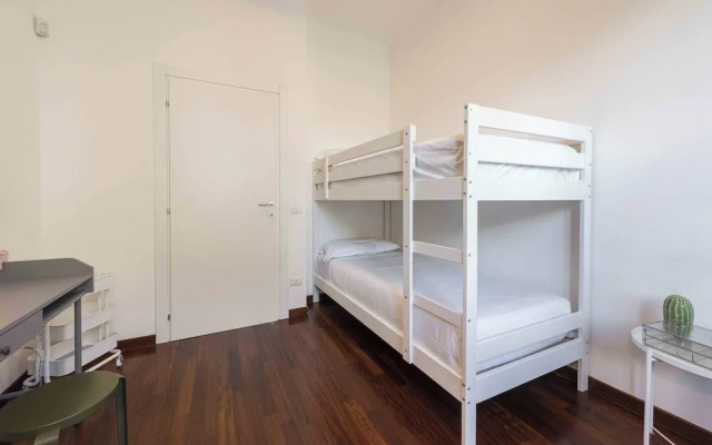 Poliziano Apartment by Mmega