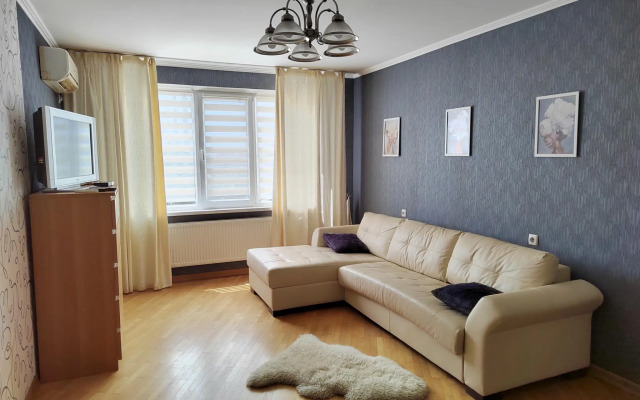 Апартаменты на улице Атарбекова 1/2